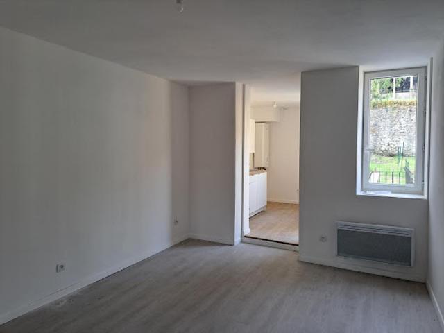 Location Appartement 2 pièces 45 m2 Decazeville