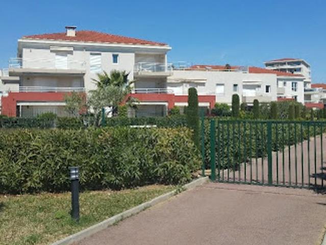 Location Appartement 2 pièces 45 m2 Juan les pins