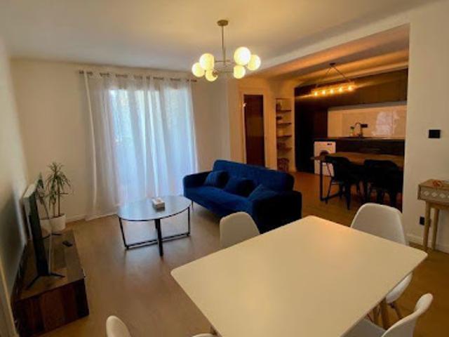Location Appartement 2 pièces 45 m2 Marseille 1er