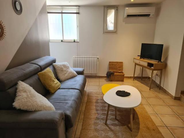 Location Appartement 2 pièces 45 m2 Marseille 4ème
