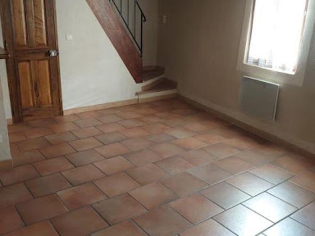 Location Appartement 2 pièces 45 m2 Mazan
