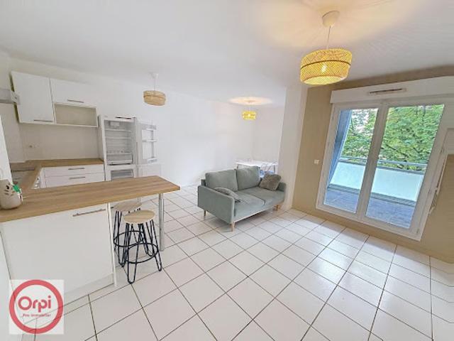 Location Appartement 2 pièces 45 m2 Pau