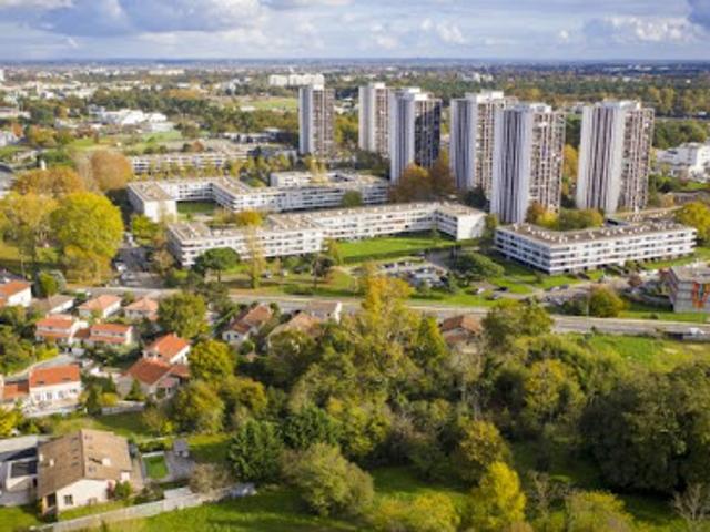 Location Appartement 2 pièces 45 m2 Pessac