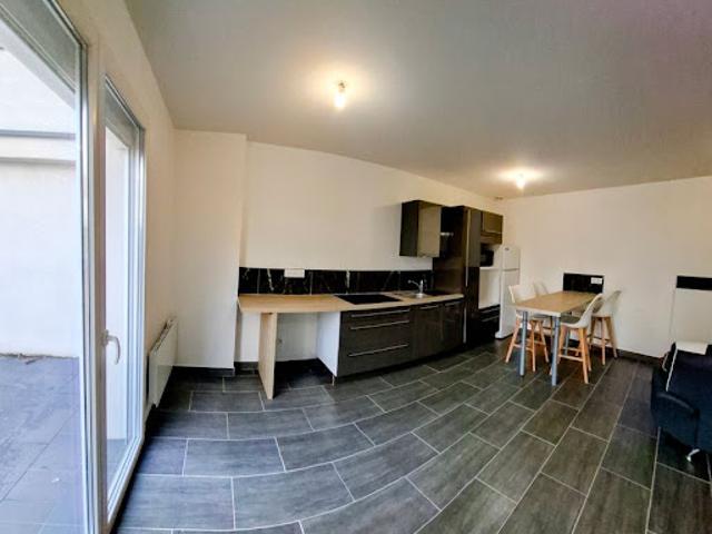 Location Appartement 2 pièces 45 m2 Roanne
