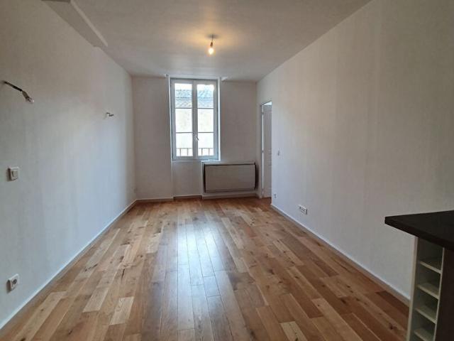 Location Appartement 2 pièces 45m²