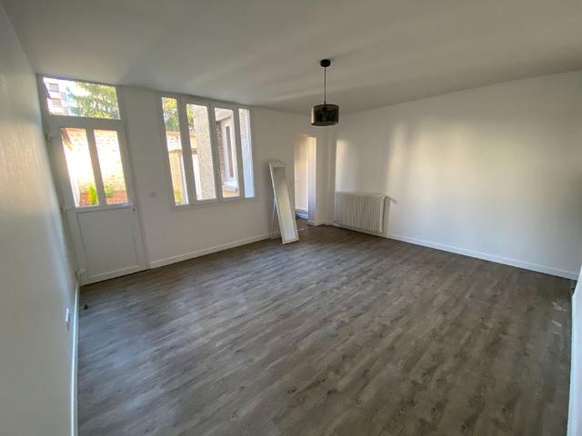 Location Appartement 2 pièces 45m²