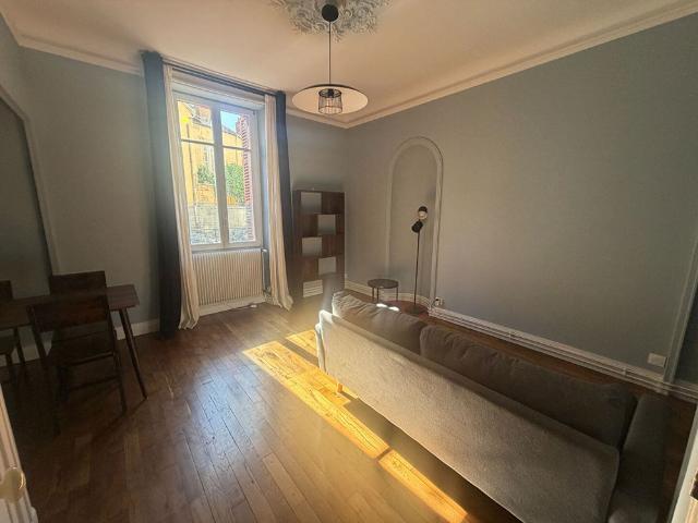 Location Appartement 2 pièces 45m²