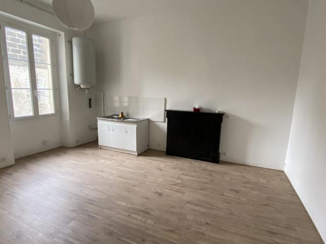 Location Appartement 2 pièces 45m² ANGERS 49000