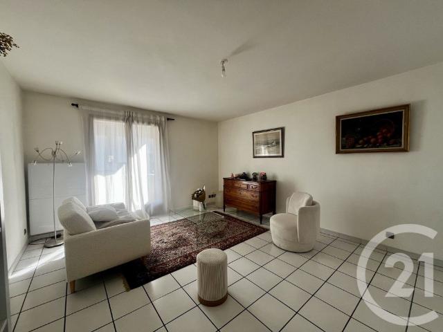 Location Appartement 2 pièces 45m² BEAUNE 21200