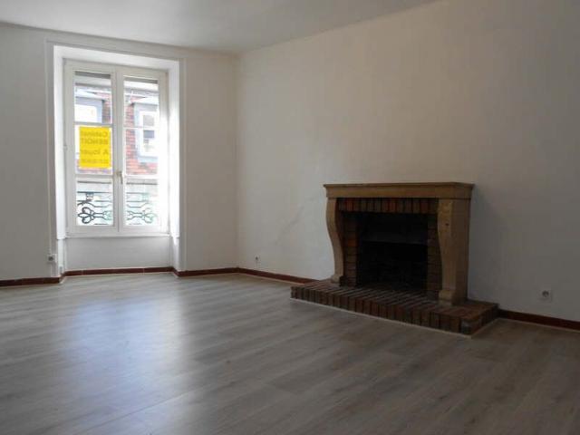 Location Appartement 2 pièces 45m² BESANCON 25000
