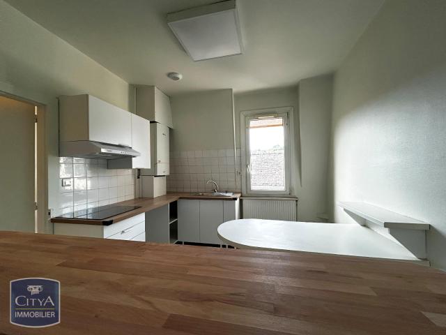 Location Appartement 2 pièces 45m² BRIVE LA GAILLARDE 19100