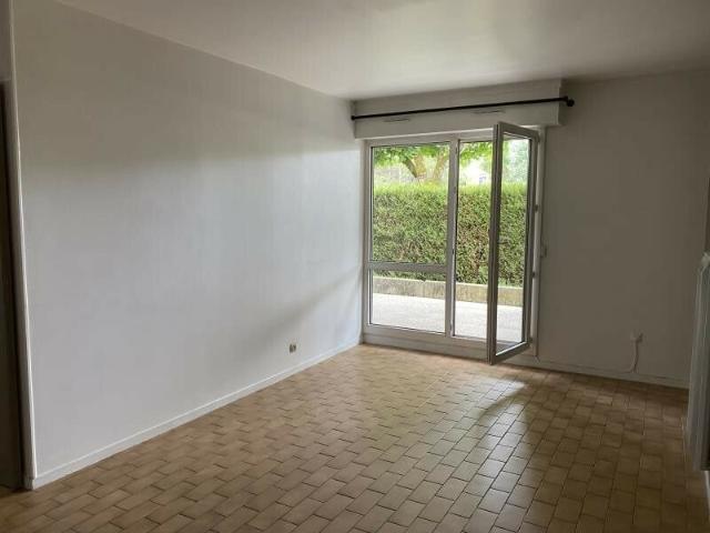 Location Appartement 2 pièces 45m² GIF SUR YVETTE 91190