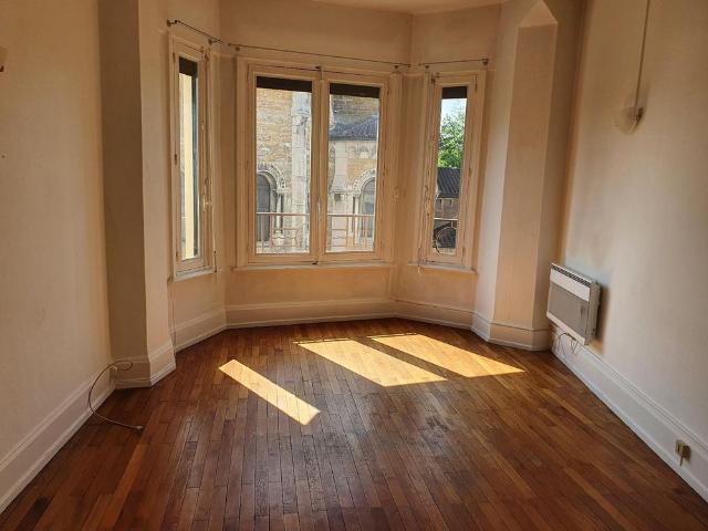 Location Appartement 2 pièces 45m² ECULLY 69130