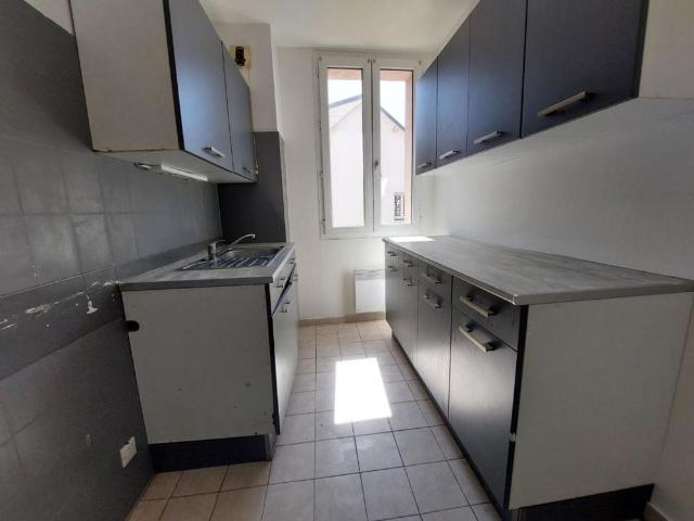 Location Appartement 2 pièces 45m² ELBEUF 76500