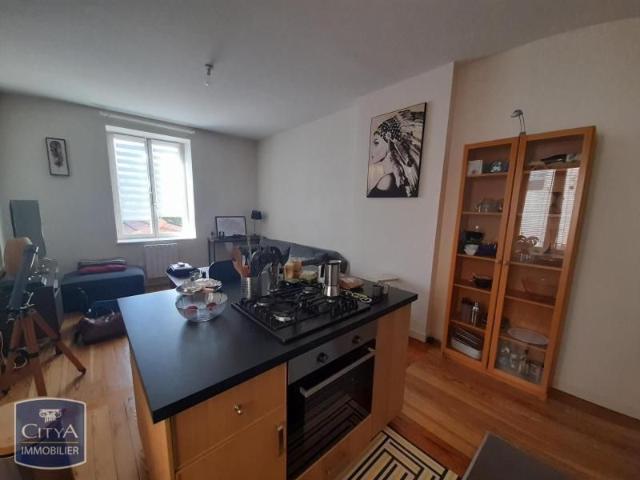 Location Appartement 2 pièces 45m² FONTAINES SUR SAONE 69270