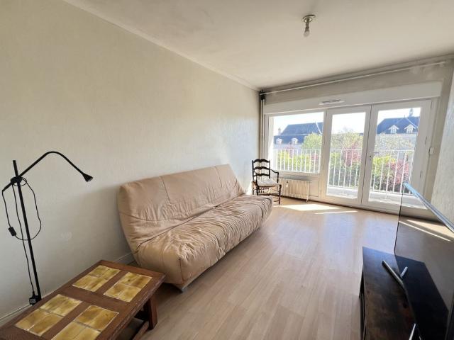 Location Appartement 2 pièces 45m² ORLEANS 45000