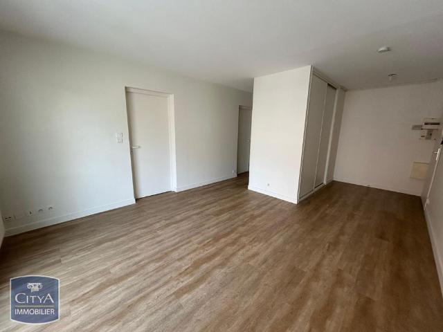 Location Appartement 2 pièces 45m² LAVAL 53000