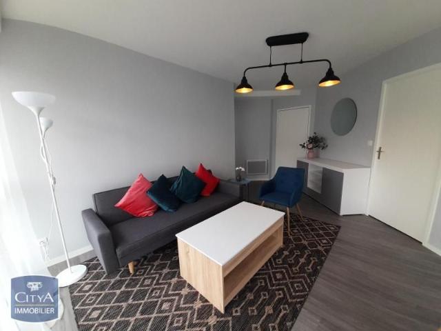 Location Appartement 2 pièces 45m² LE MANS 72000