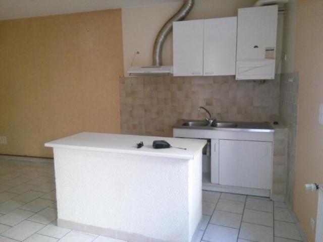 Location Appartement 2 pièces 45m² LESCURE D ALBIGEOIS 81380