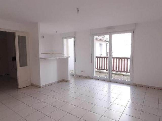 Location Appartement 2 pièces 45m² LINGOLSHEIM 67380