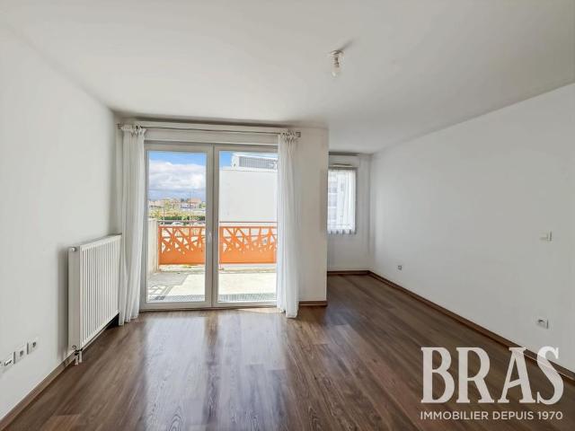 Location Appartement 2 pièces 45m² ST SEBASTIEN SUR LOIRE 44230