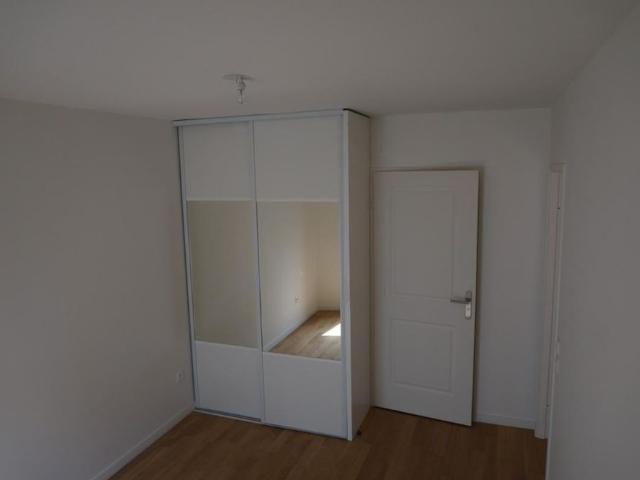 Location Appartement 2 pièces 45m² SURESNES 92150