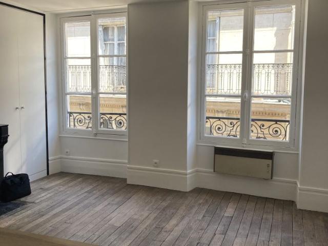 Location Appartement 2 pièces 45m² PARIS 6ème