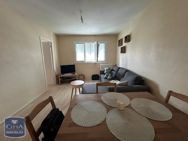 Location Appartement 2 pièces 45m² PERIGUEUX 24000