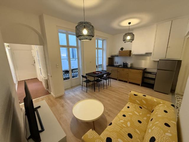 Location Appartement 2 pièces 45m² PERPIGNAN 66000