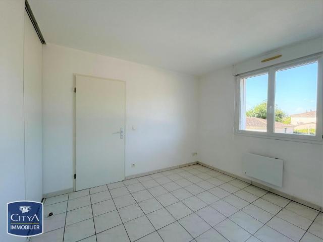 Location Appartement 2 pièces 45m² PINEUILH 33220