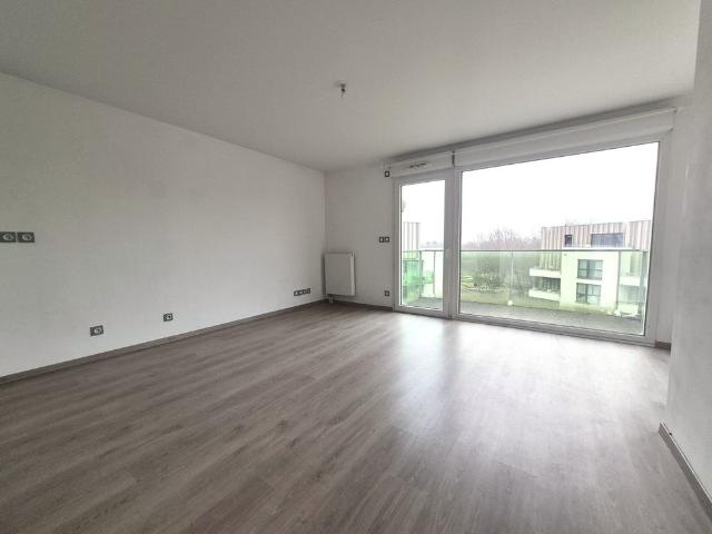 Location Appartement 2 pièces 45m² WAMBRECHIES 59118