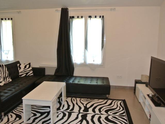 Location Appartement 2 pièces 45m² TOULON 83200