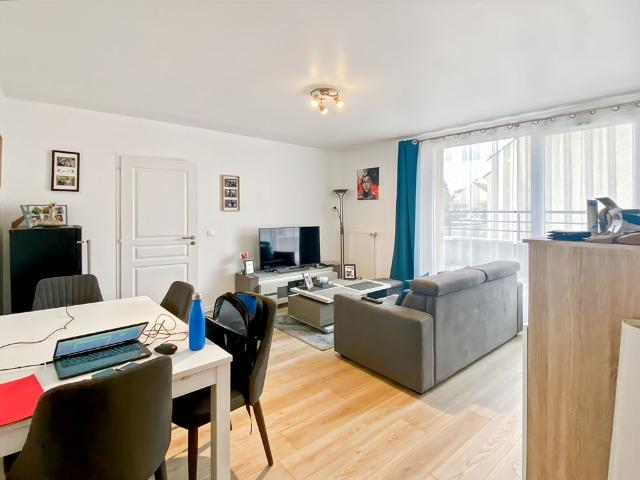 Location appartement 2 pièces, 46.64m², Ballancourt sur Essonne