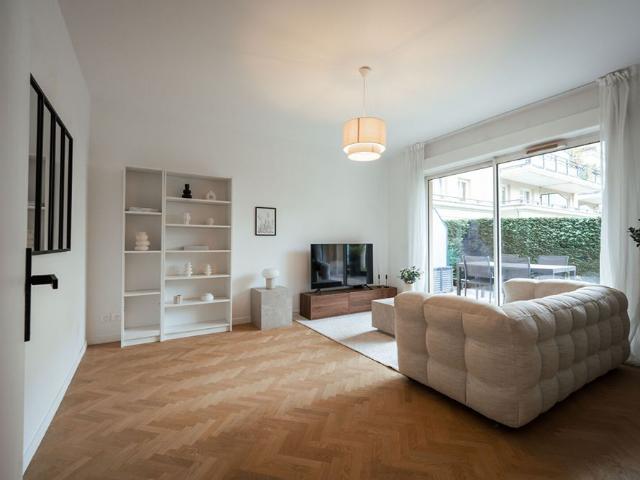Location appartement 2 pièces, 46.87m², Le Plessis Robinson