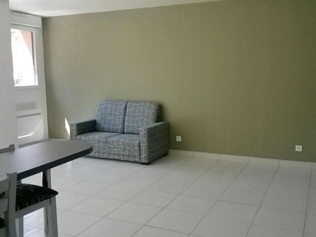 Location appartement 2 pièces, 46.12m², Évreux