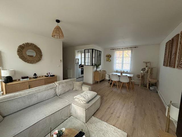 Location Appartement 2 pièces 46 m2 Villeneuve sur Yonne
