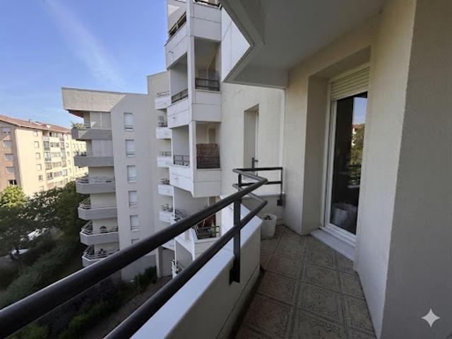 Location Appartement 2 pièces 46 m2 Lyon 3ème
