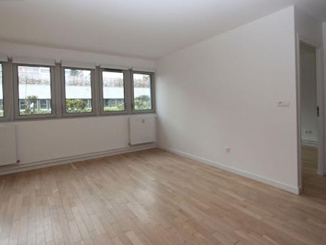 Location Appartement 2 pièces 46 m2 Paris 15ème