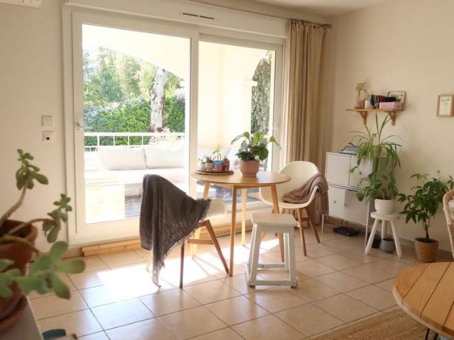 Location Appartement 2 pièces 46m² CANNES 06400