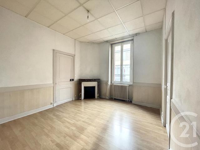 Location Appartement 2 pièces 46m² CLERMONT FERRAND 63000