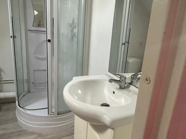 Location Appartement 2 pièces 46m² CUSSET 03300