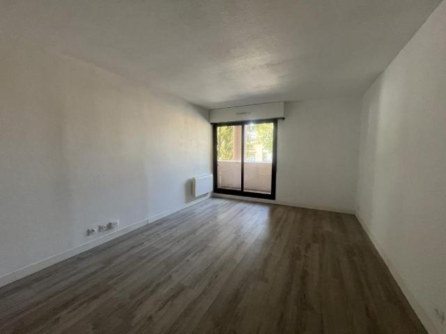 Location Appartement 2 pièces 46m² BORDEAUX 33000