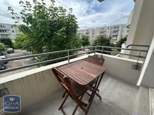 Location Appartement 2 pièces 46m² BORDEAUX 33300