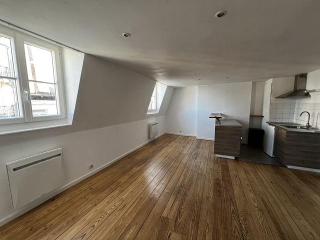 Location Appartement 2 pièces 46m² LILLE 59800