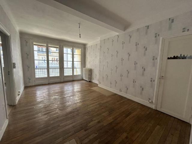 Location Appartement 2 pièces 46m² LISIEUX 14100