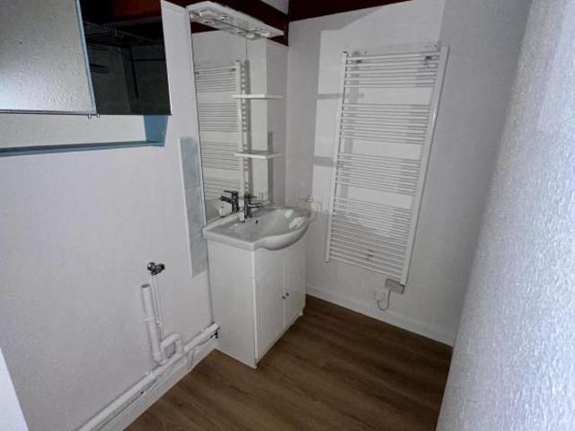 Location Appartement 2 pièces 46m² SAINTES 17100