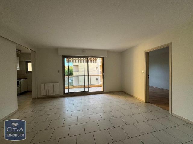 Location Appartement 2 pièces 46m² PERIGUEUX 24000