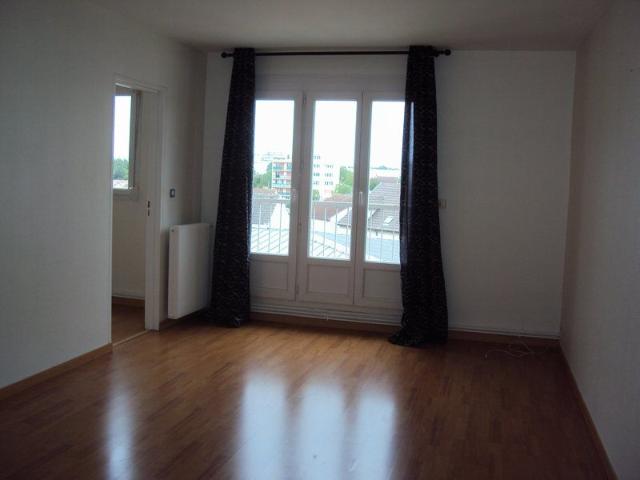Location Appartement 2 pièces 46m² REIMS 51100