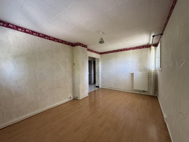 Location Appartement 2 pièces 46m² VICHY 03200