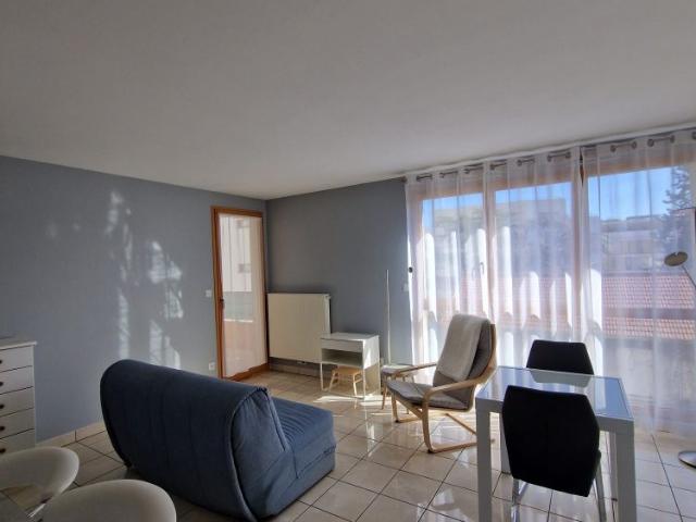 Location Appartement 2 pièces 46m² VILLEURBANNE 69100